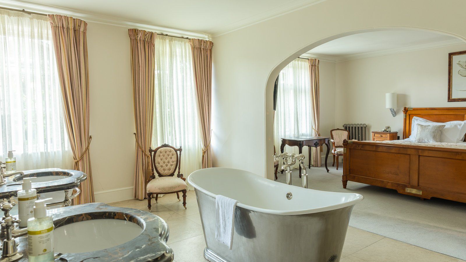 Southernhay House, Exeter - Tulip Bedroom
