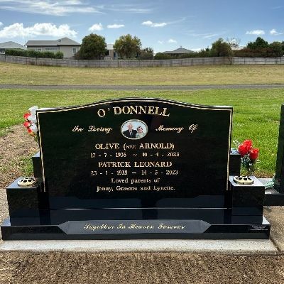Thomas Memorials
