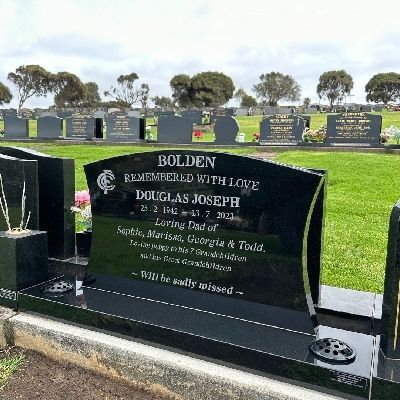 Thomas Memorials
