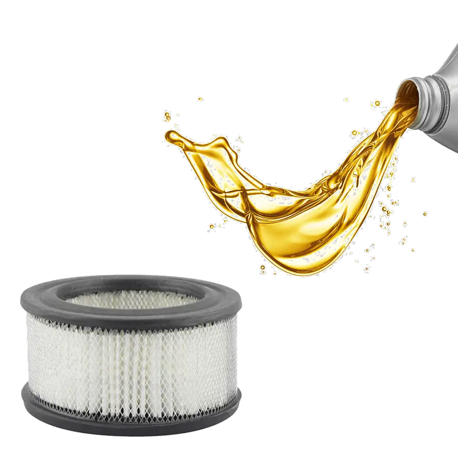 Une bouteille d'huile est versée dans un filtre.