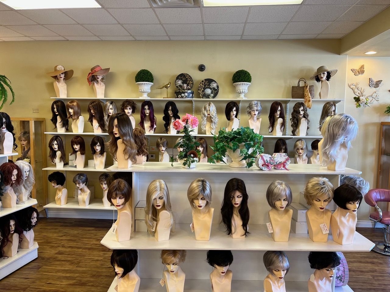 Women’s Wigs | Las Vegas, NV | Serge's Wigs