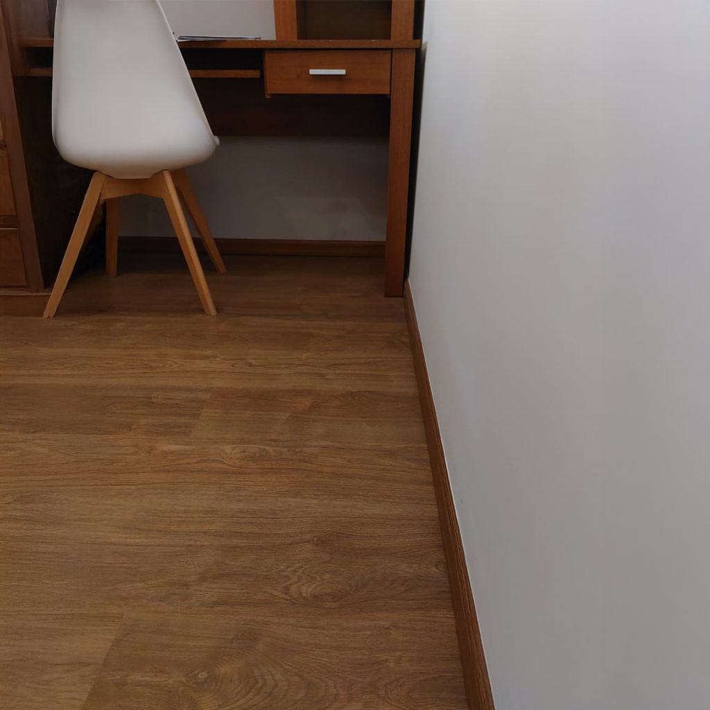 ♦️Piso Flotante Melamínico Roble Rústico L8617 AC4 8mm
