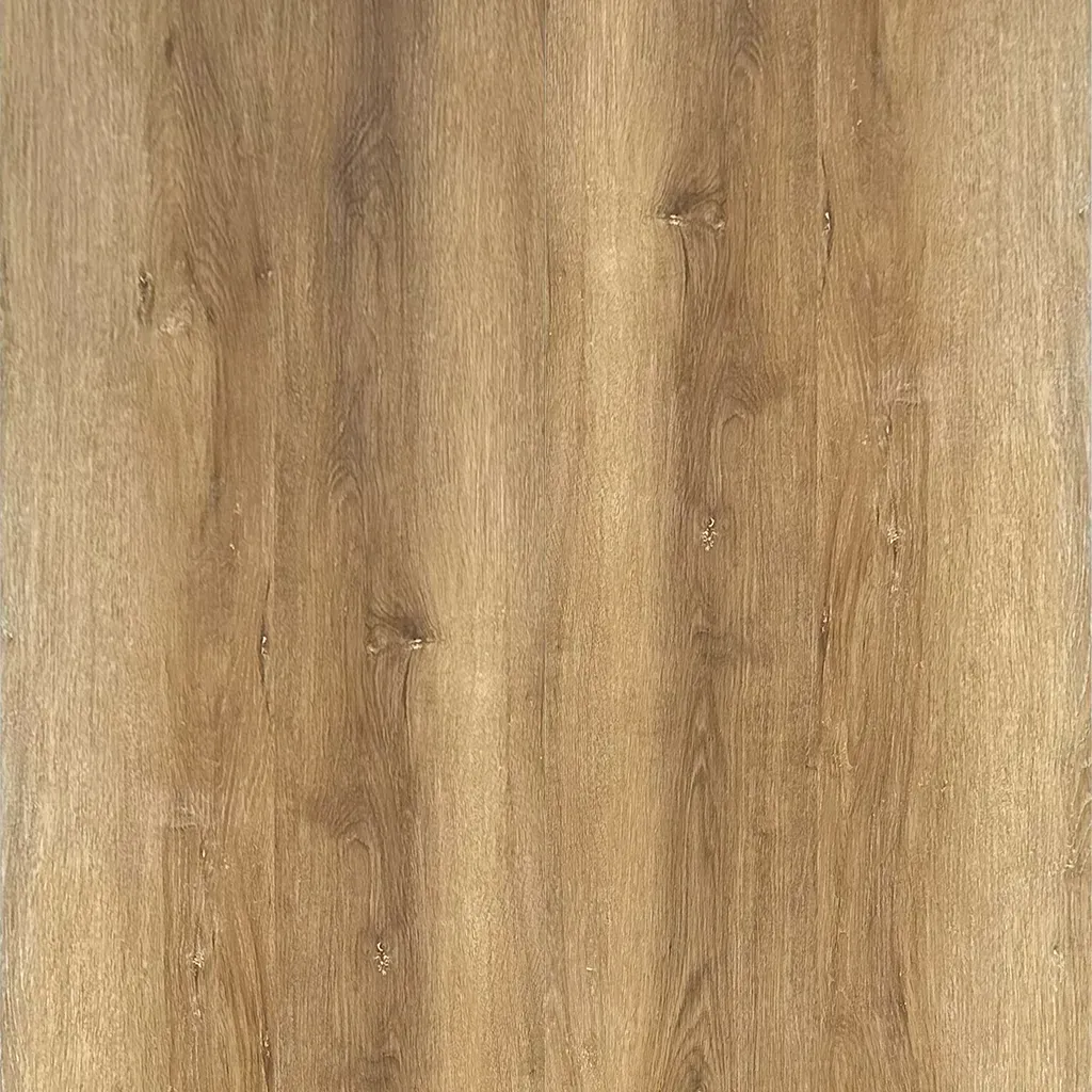 Primer plano de la textura de la veta de la madera de color marrón claro con vetas verticales.