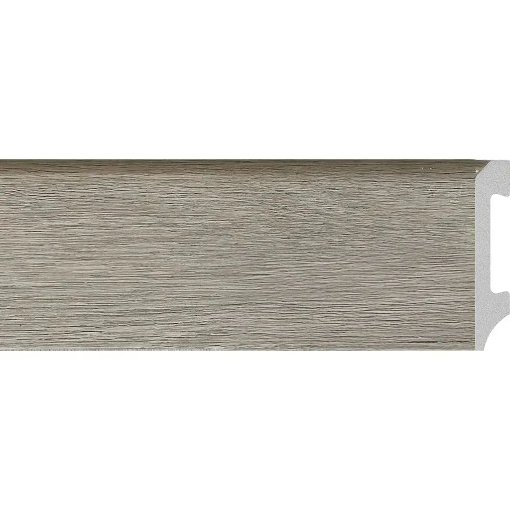Primer plano de una superficie de madera gris con un borde blanco a la derecha.