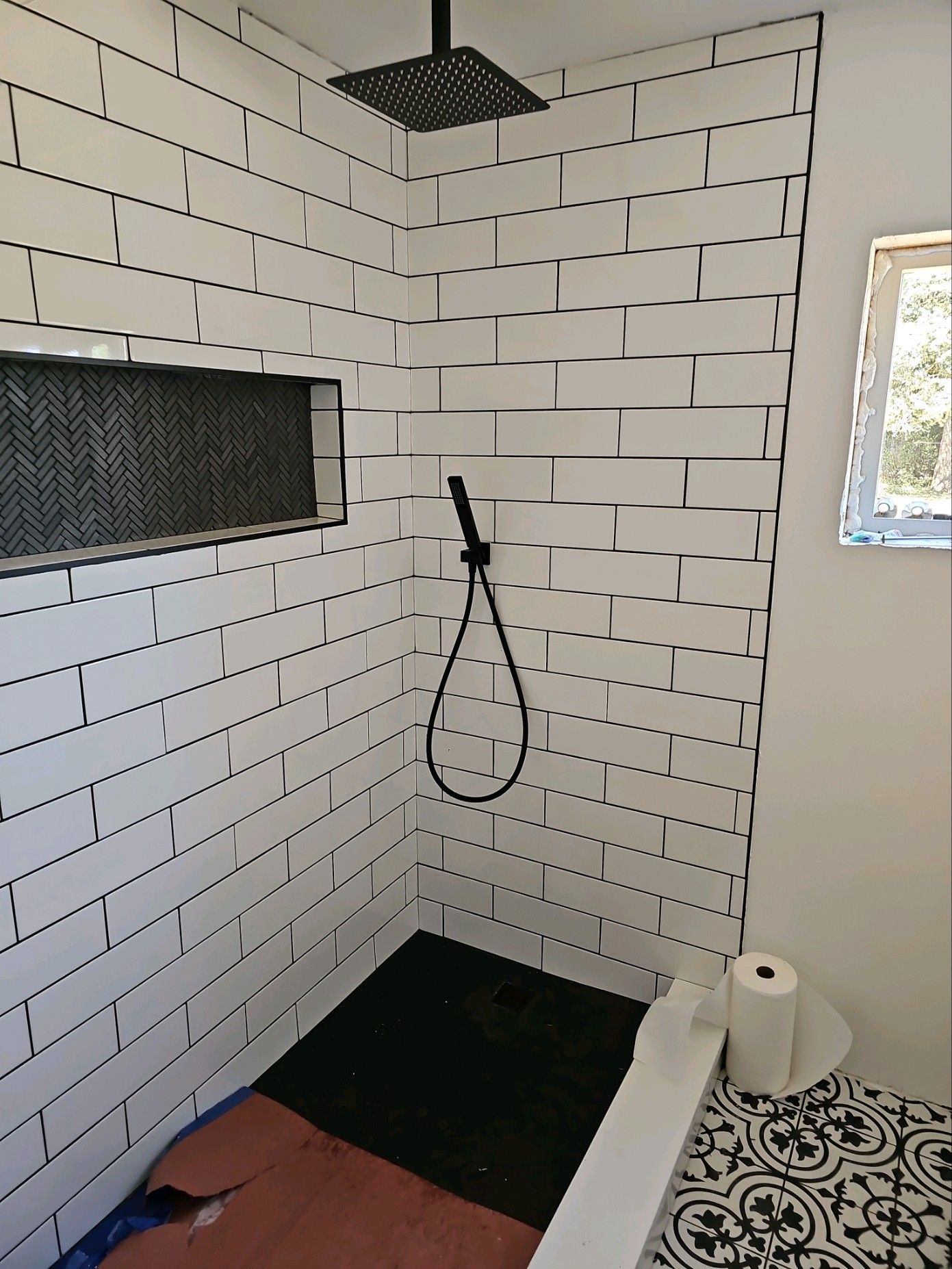 Modern Shower with Rainhead and Wand