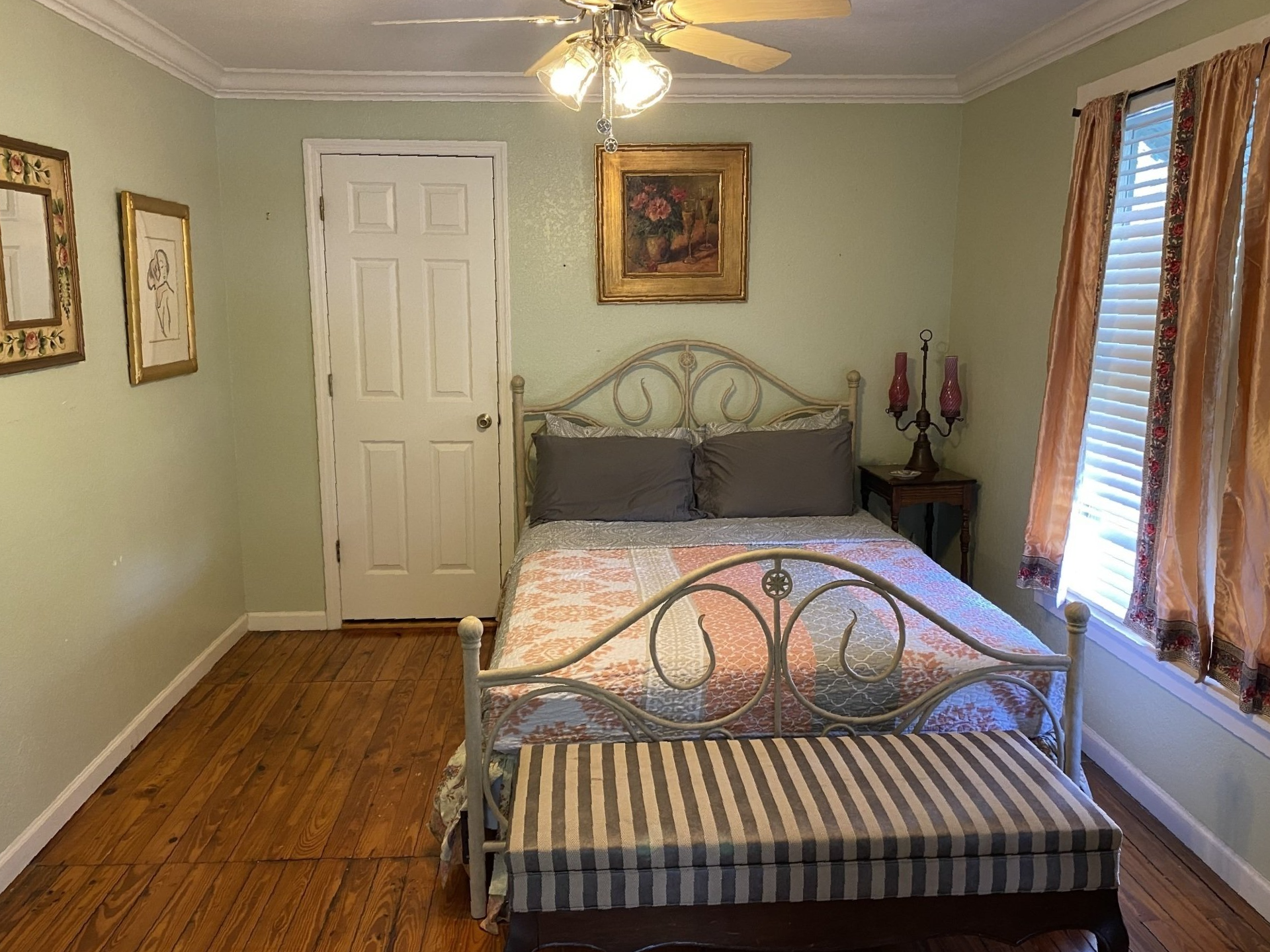 nature coast inn and cottages, best hotel Inglis Florida, bed and breakfast yankeetown, hotel suites near me, hotel suites near me, hotels in yankeetown, fl