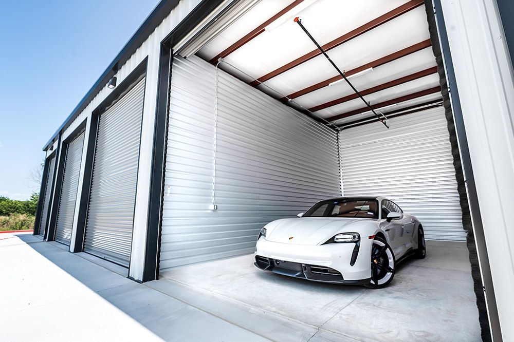 Secure and air-conditioned vehicle storage in Argyle, Texas