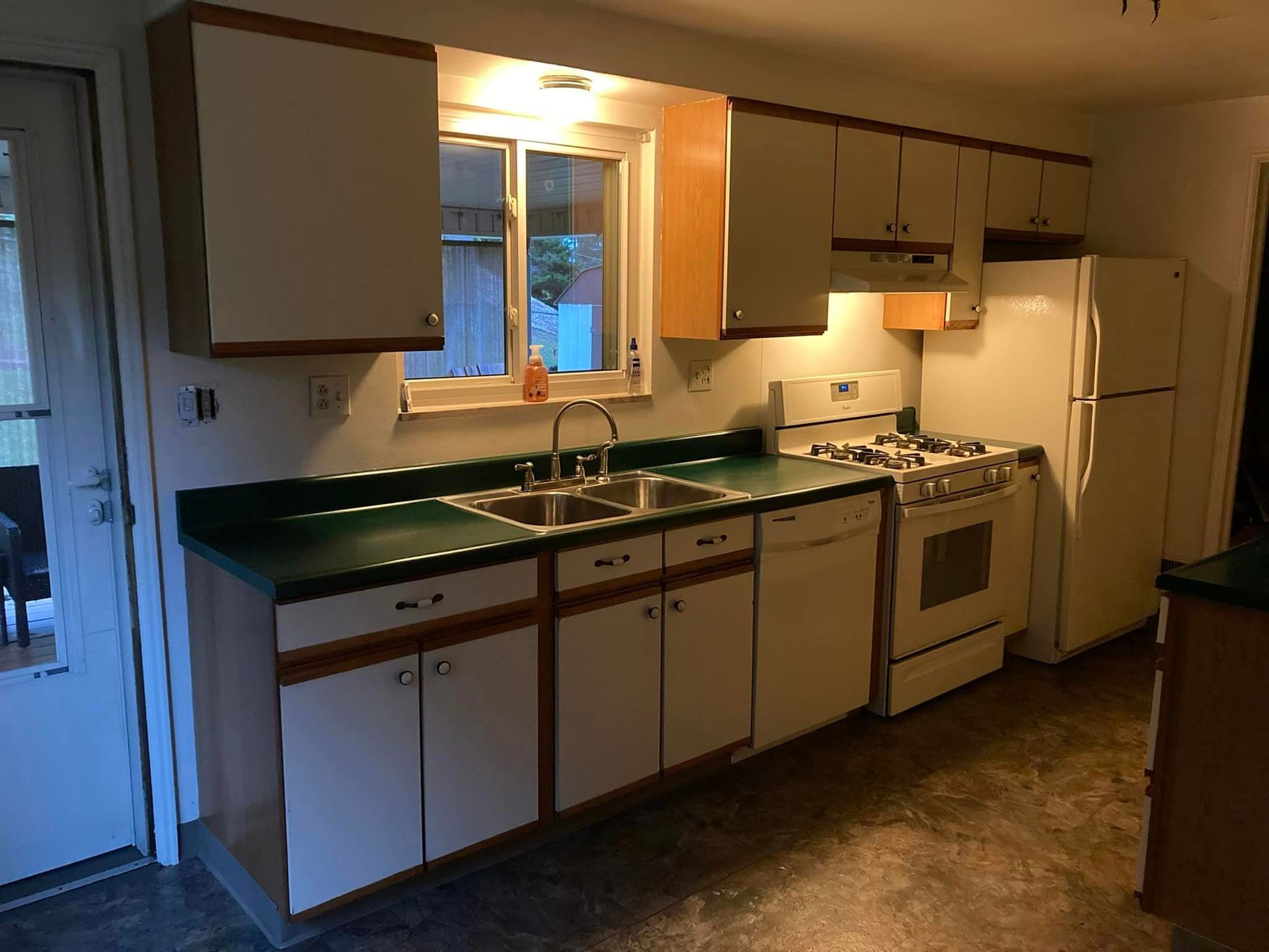 before kitchen remodeling with Obringers