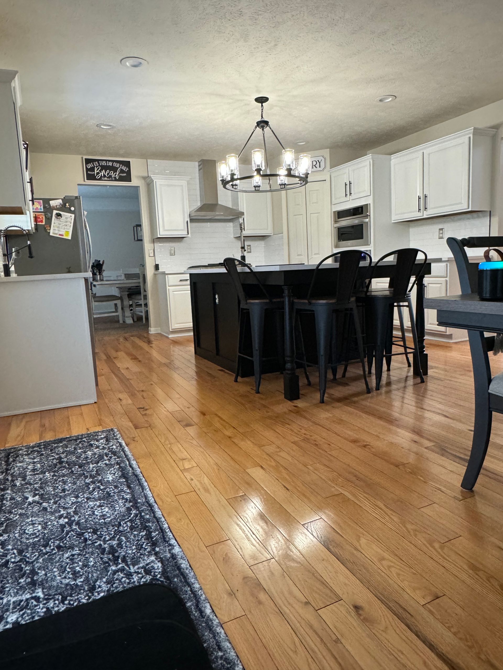 newly remodeled kitchen By Obringer's Painting and remodeling