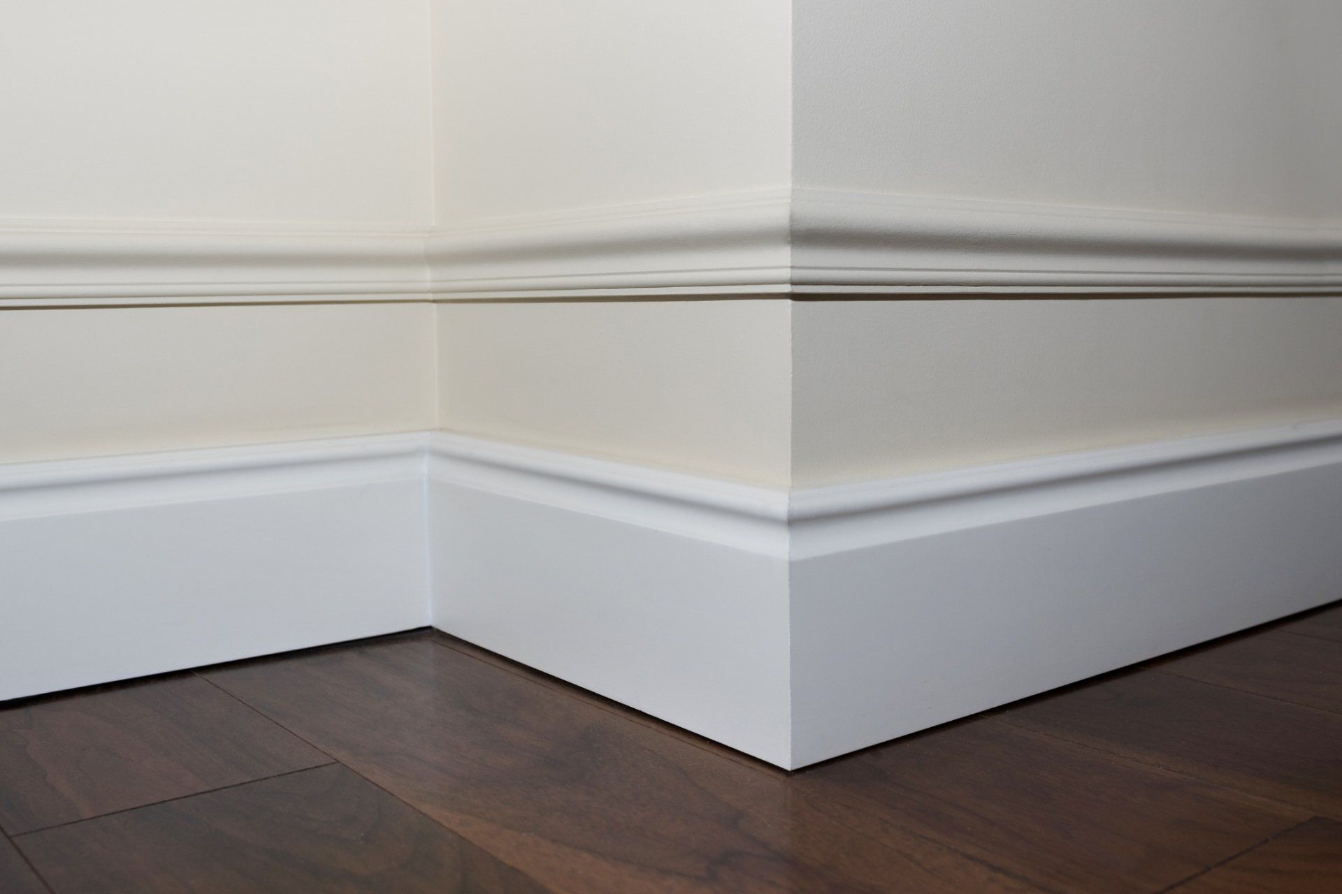 Residential Wainscoting painted by Obringers