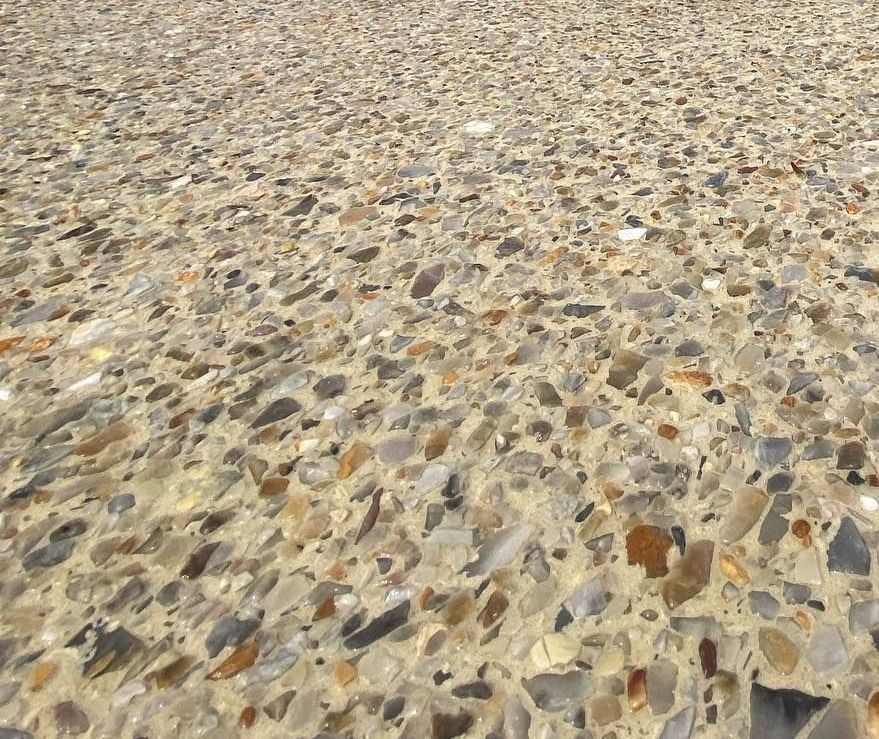 Geostone Holcim Magnolia Mix Exposed Aggregate Concrete Driveway