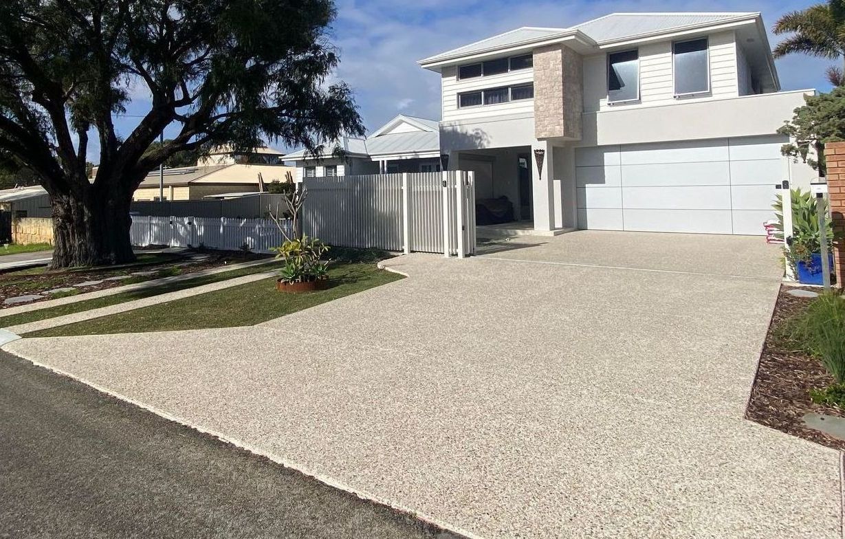 Decorative Concrete patio and alfresco