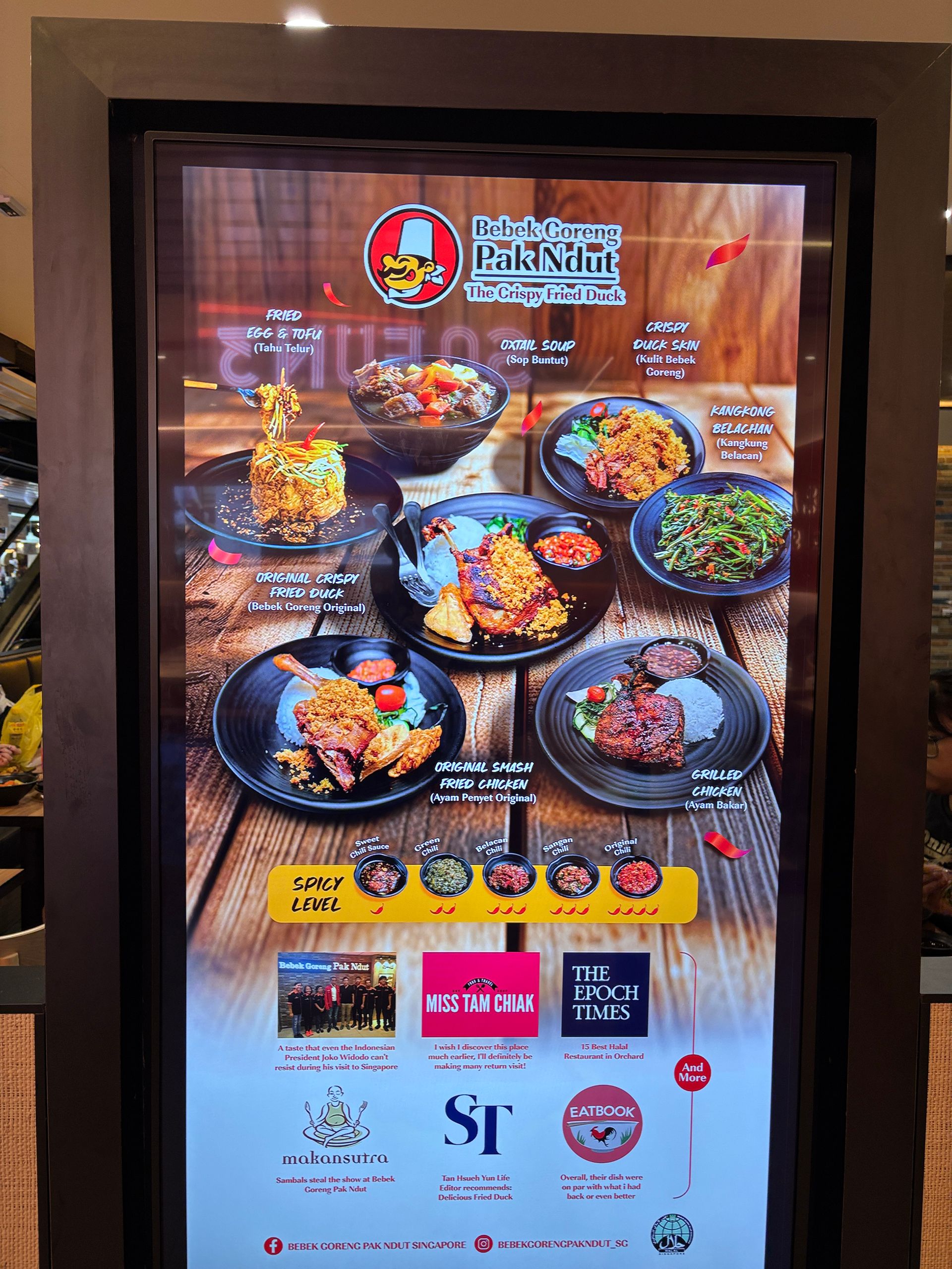 You Don't Want To Miss This Indonesian Food Restaurant. Bebek Goreng ...