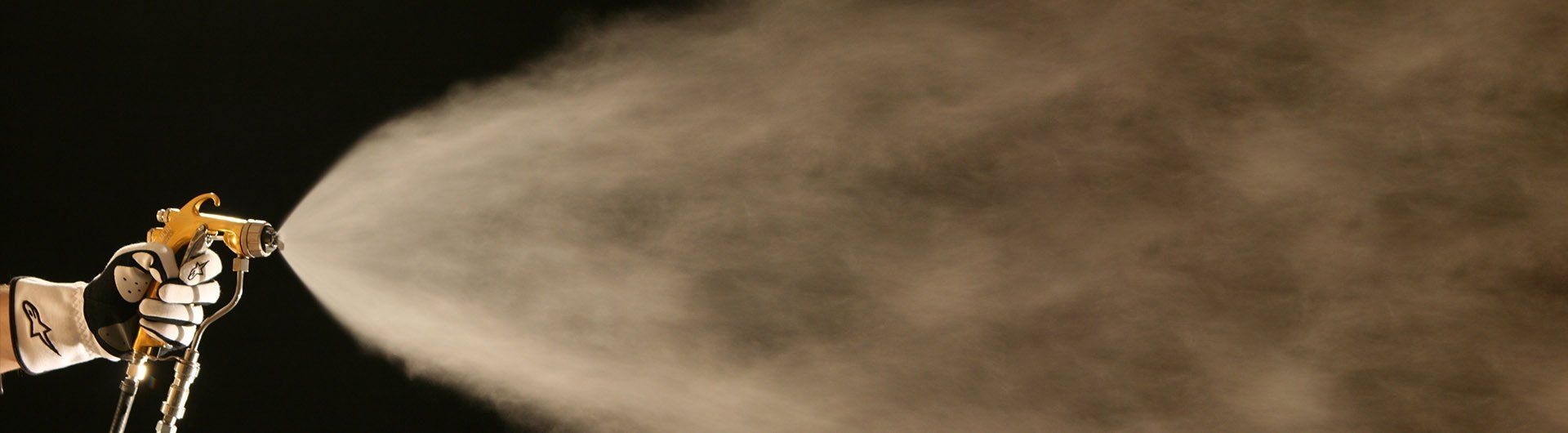 spray gun painting mist