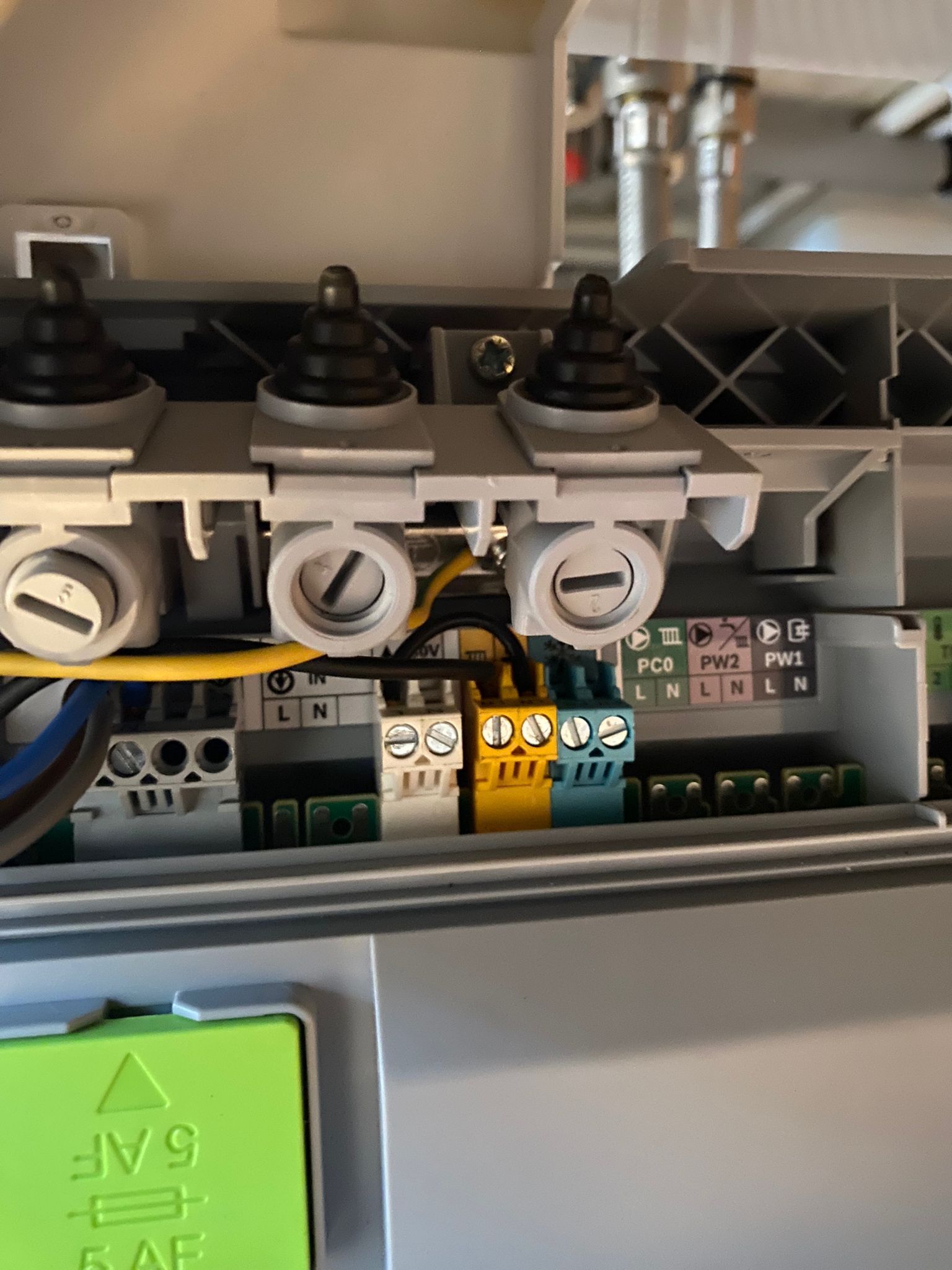 Boiler internal components inspected during emergency call-out in Aberdeen