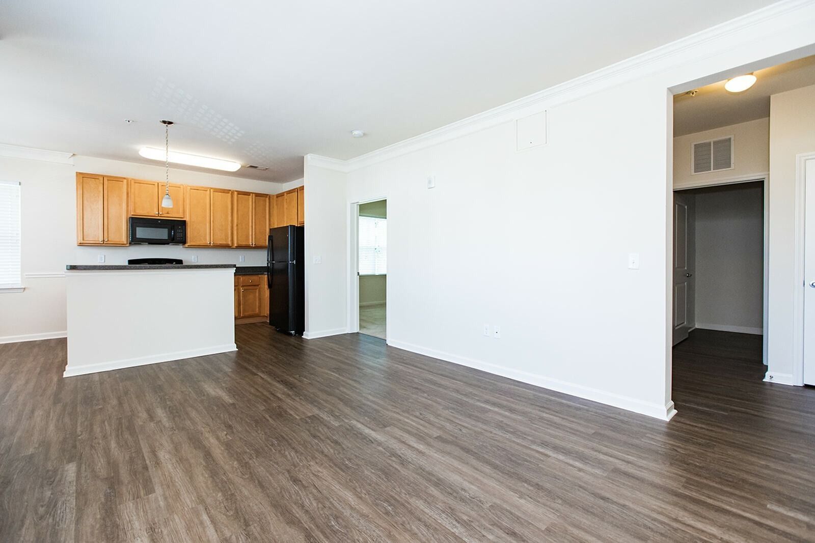 Spacious floor plan layout at The Reserve at Stoney Creek.