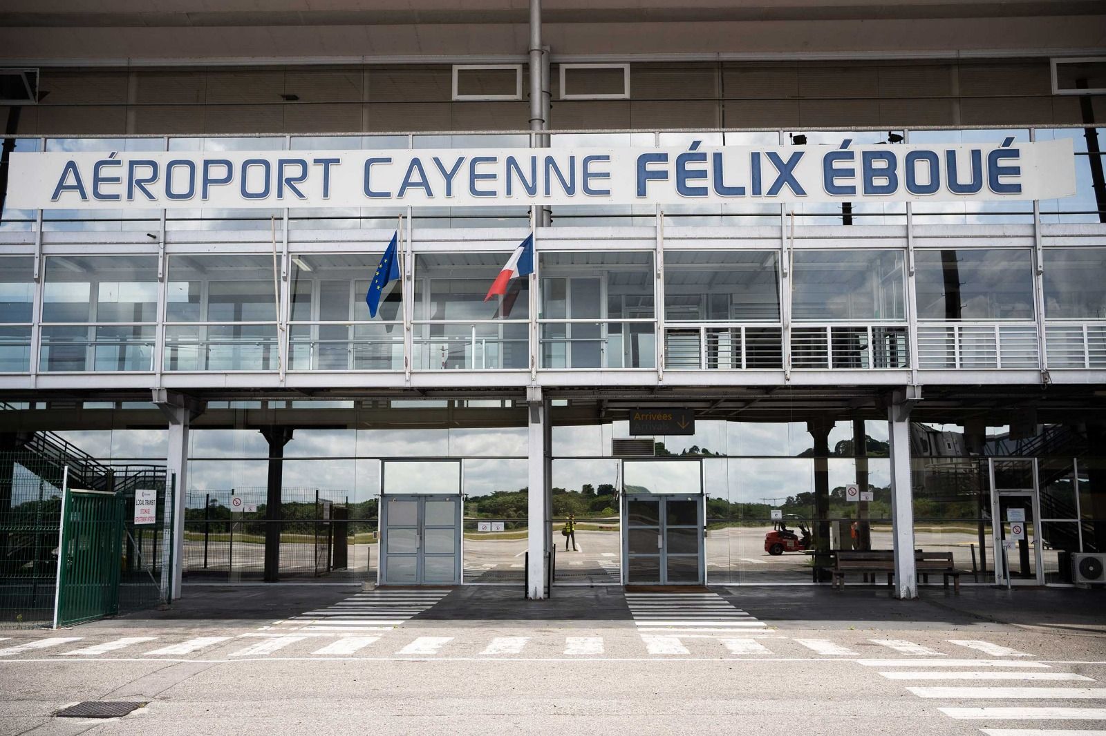 Transports et Terrain 1, Freelance Services, partenaire logistique des équipes satellites et spatiales à Kourou en Guyane