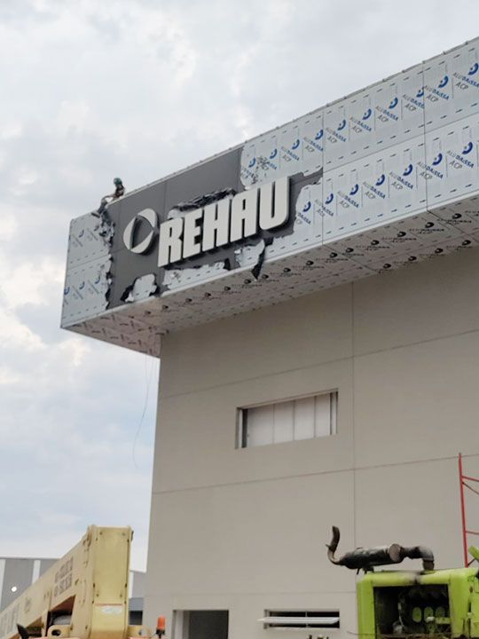 GRÁFICA SIETE