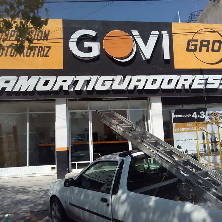 GRÁFICA SIETE