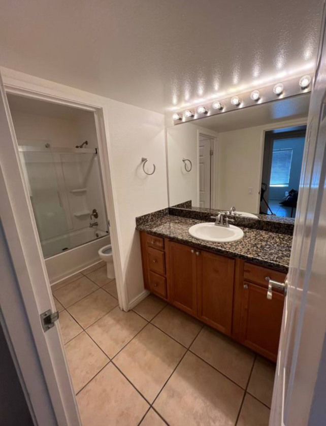 Bathroom perfect organized and clean done by Bunny's Cleaning Service, Palm Springs, CA.
