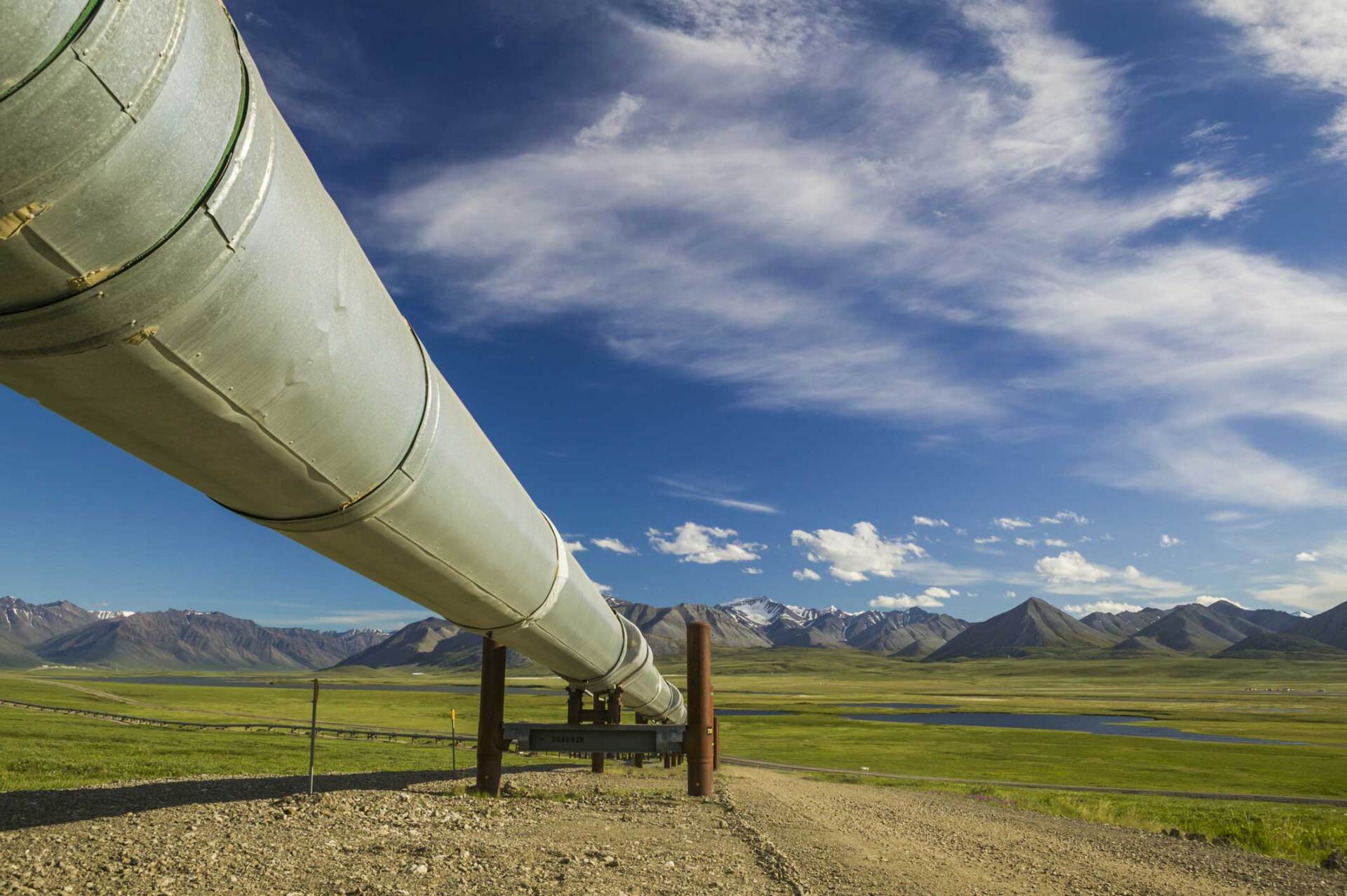 Custom manufacturing of pipeline valves