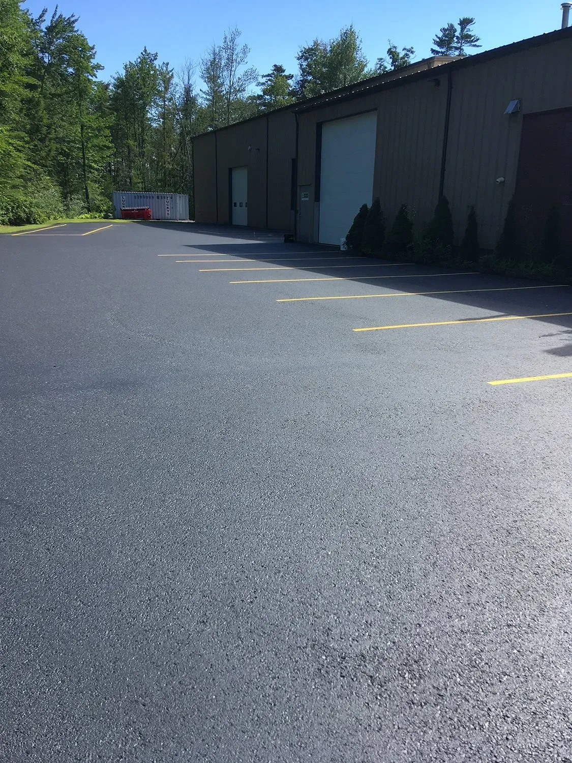 Asphalt With Yellow Lines - Burlington, VT - Rox Asphalt