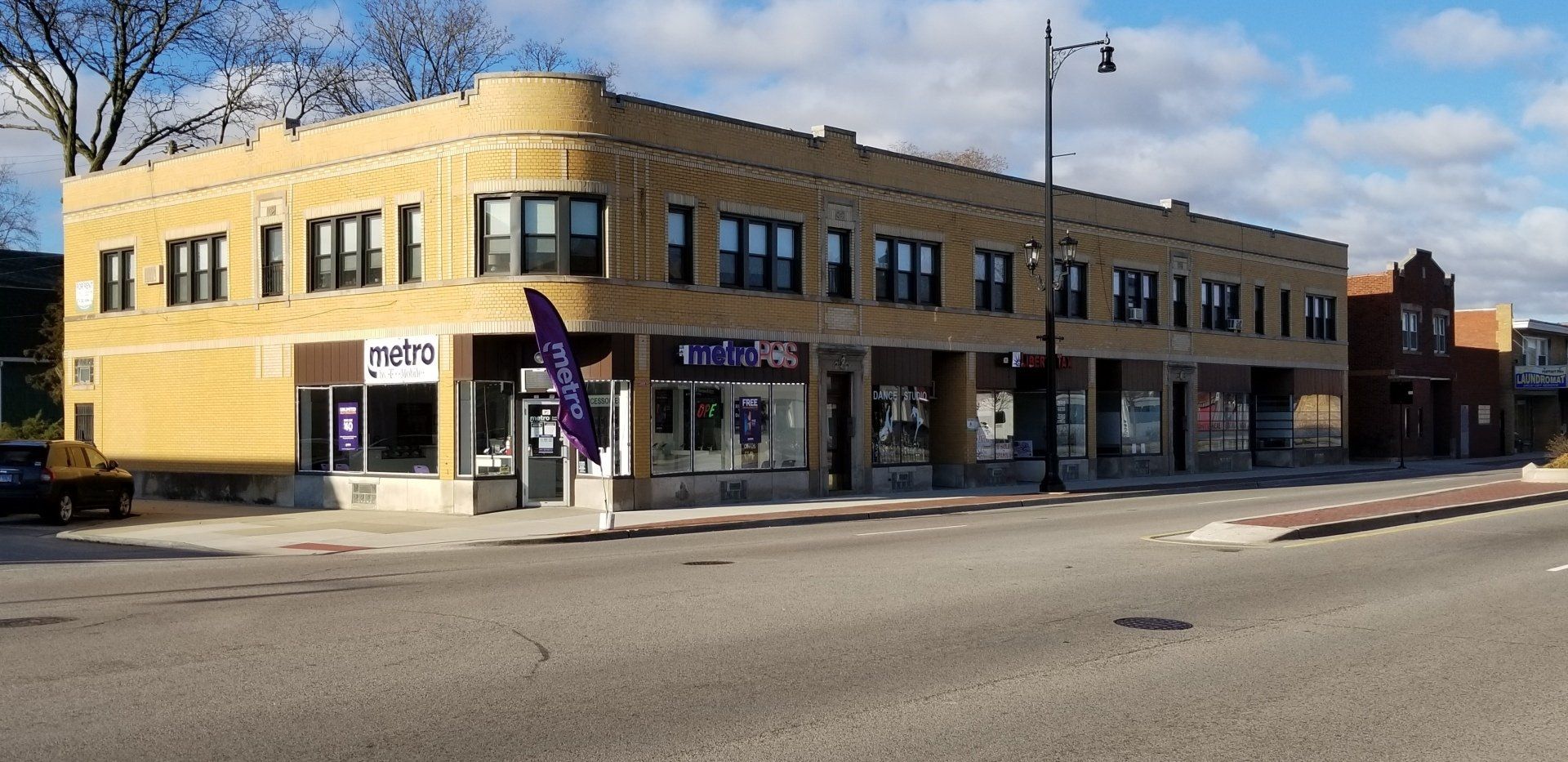 7226 Roosevelt Rd, Forest Park