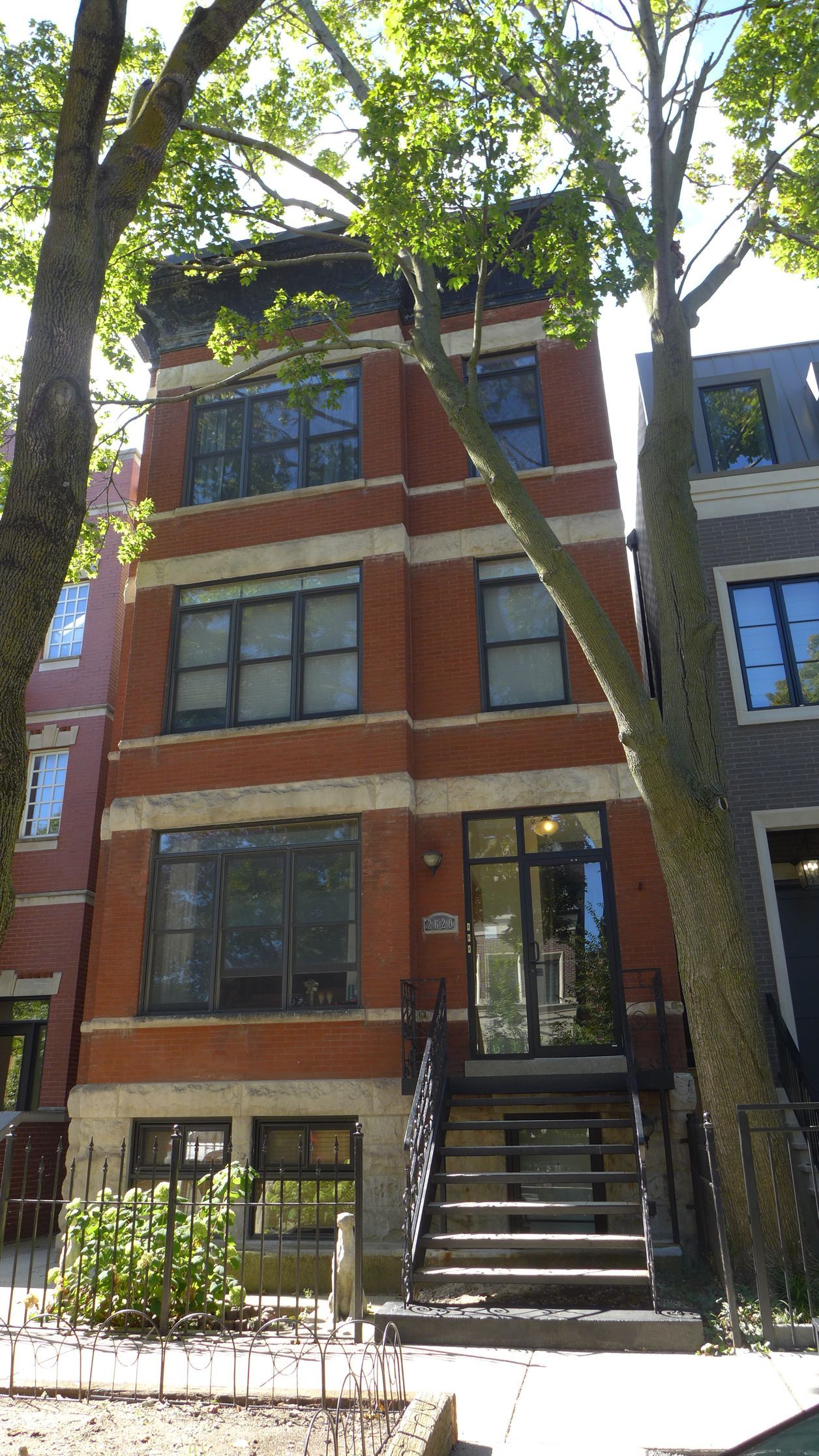 2620 North Dayton, Chicago
