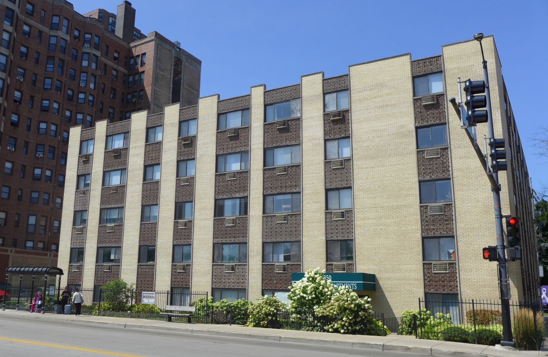 2143 N. Damen Building