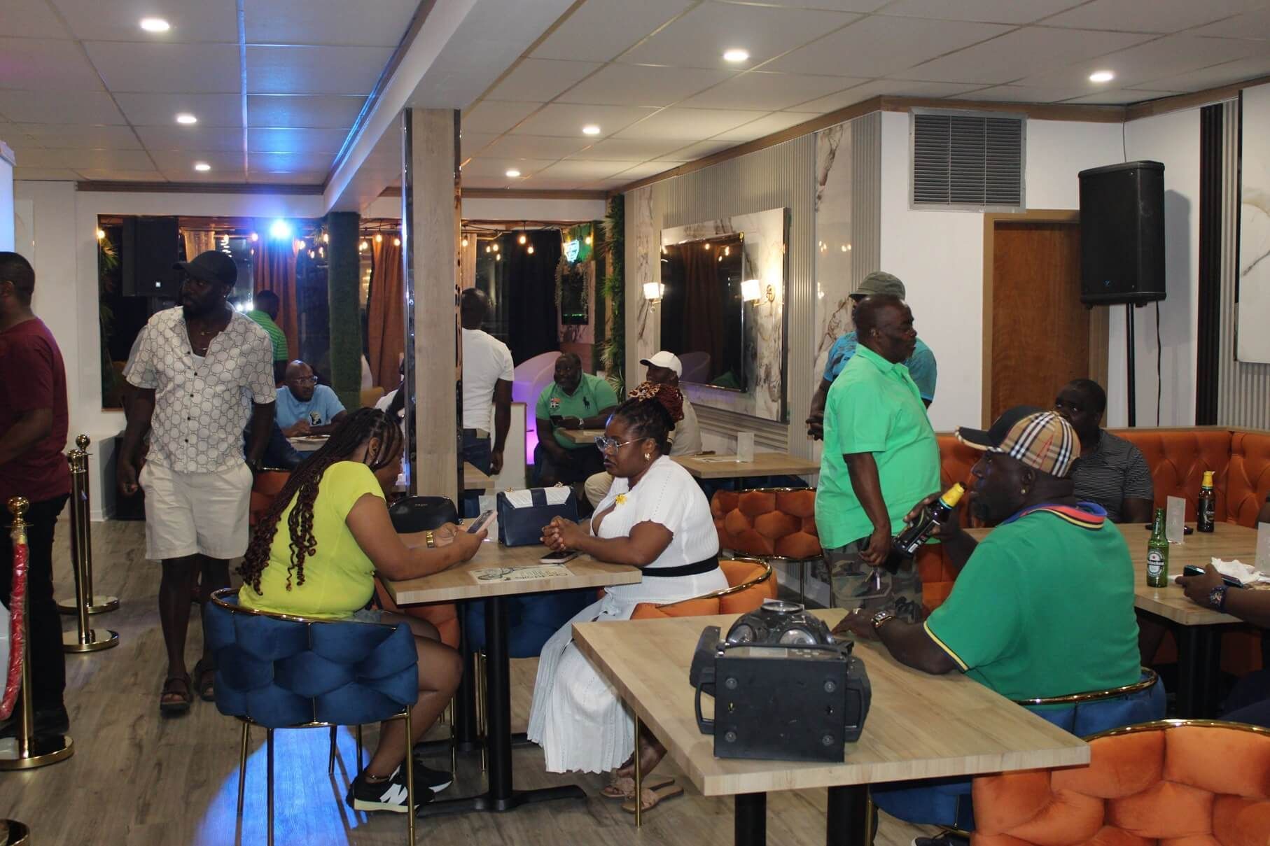 Les Ambassades - Restaurant SnackBar Lounge