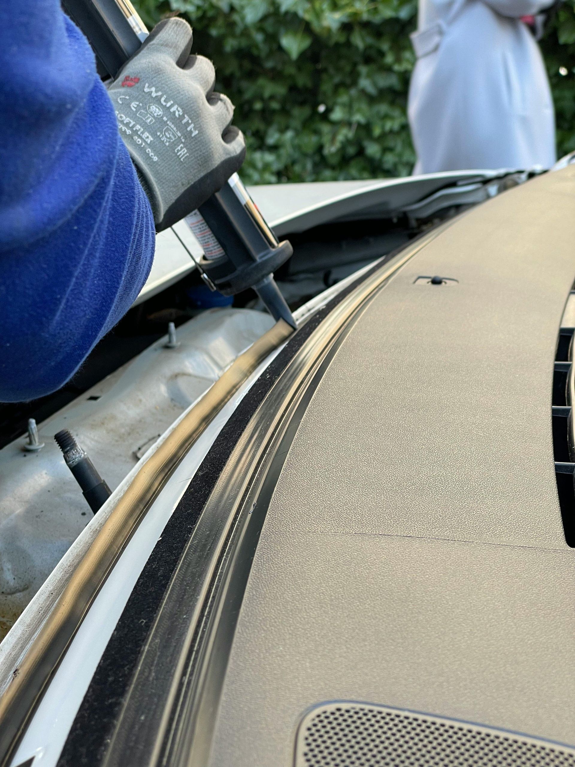 windshield removal