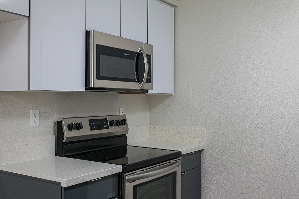 Sliding Photo Gallery Displaying Apartment Features