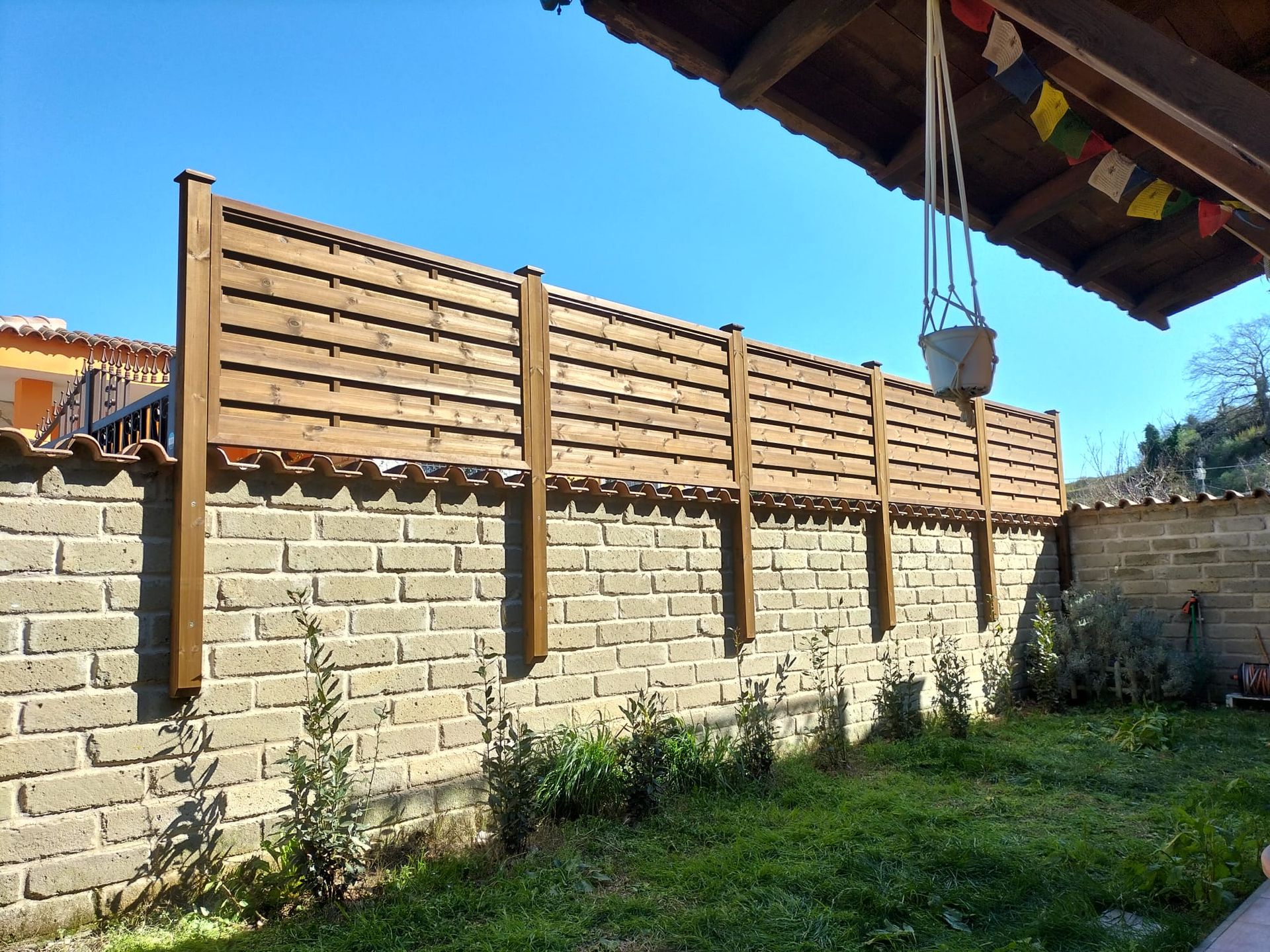 grigliati divisori in legno