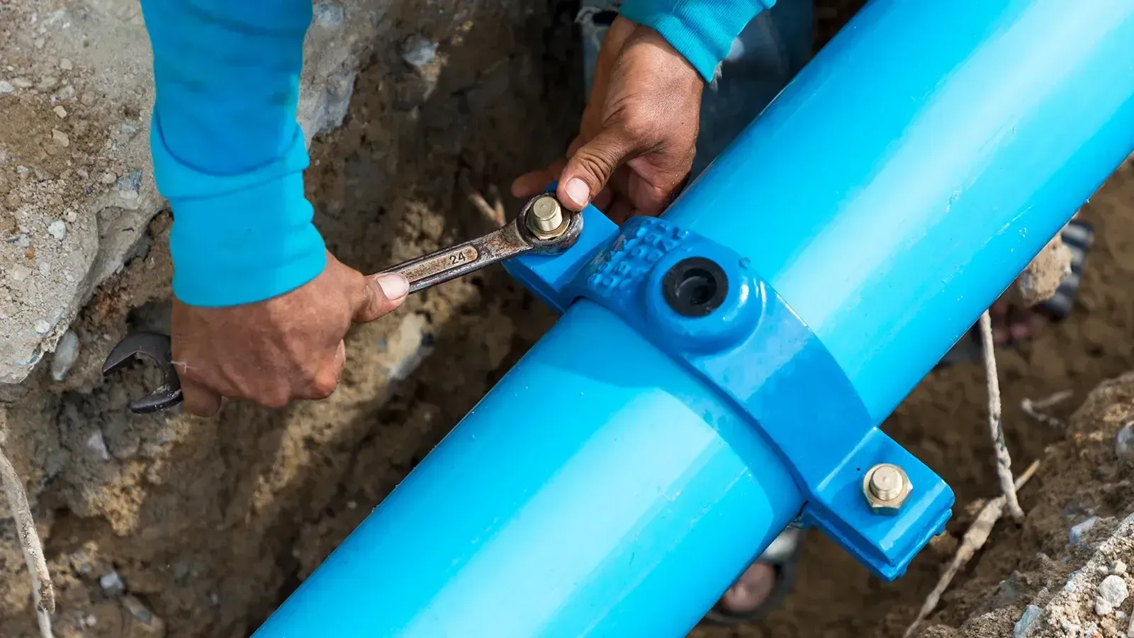blue pipe blue pipe