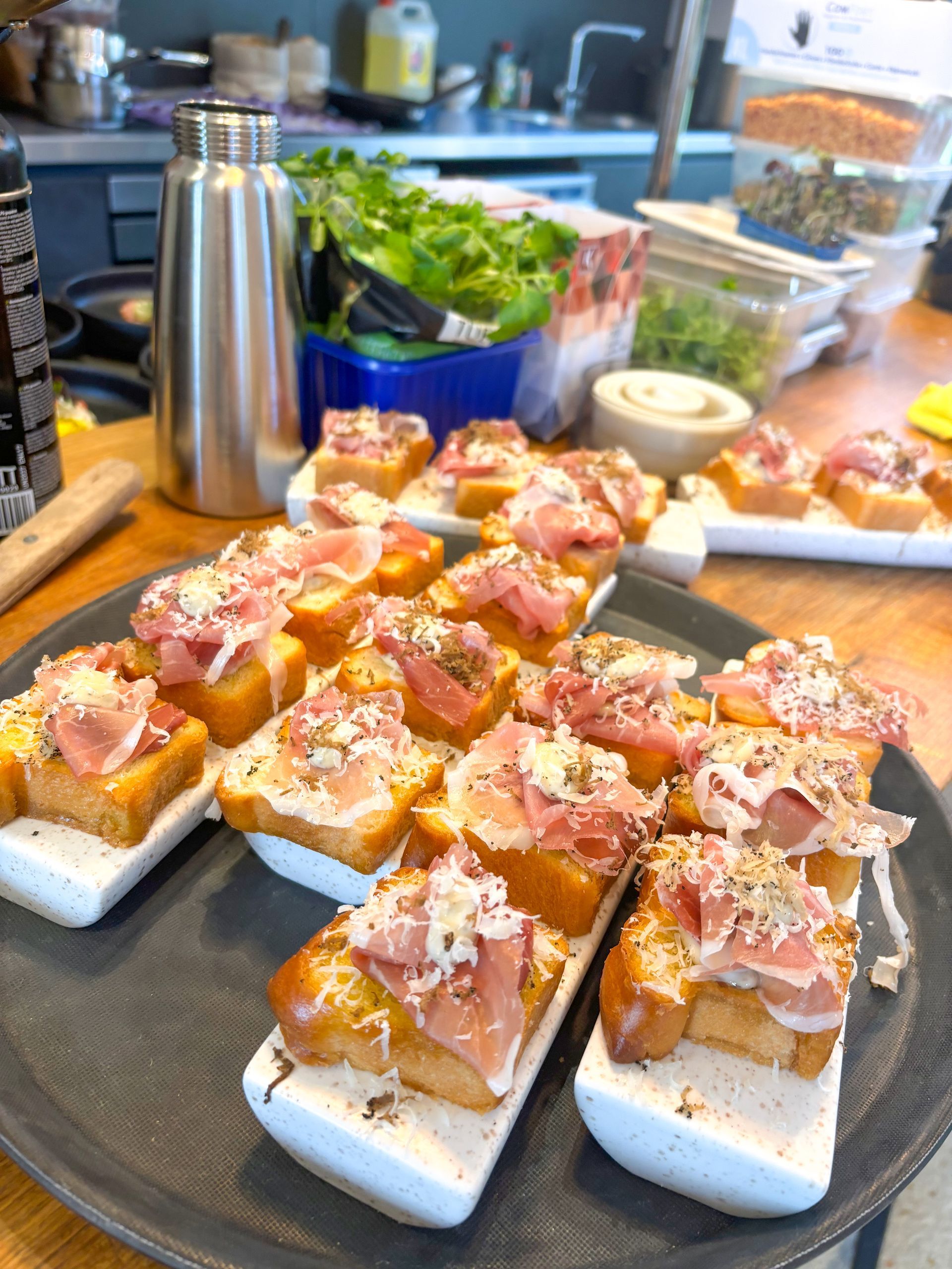 Amuse Brioche Serranoham