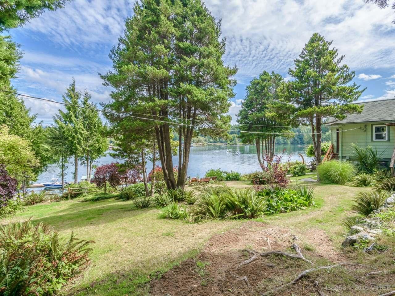 Castaway Cottage on the Bamfield Inlet has gardens comparable to Buchart Gardens