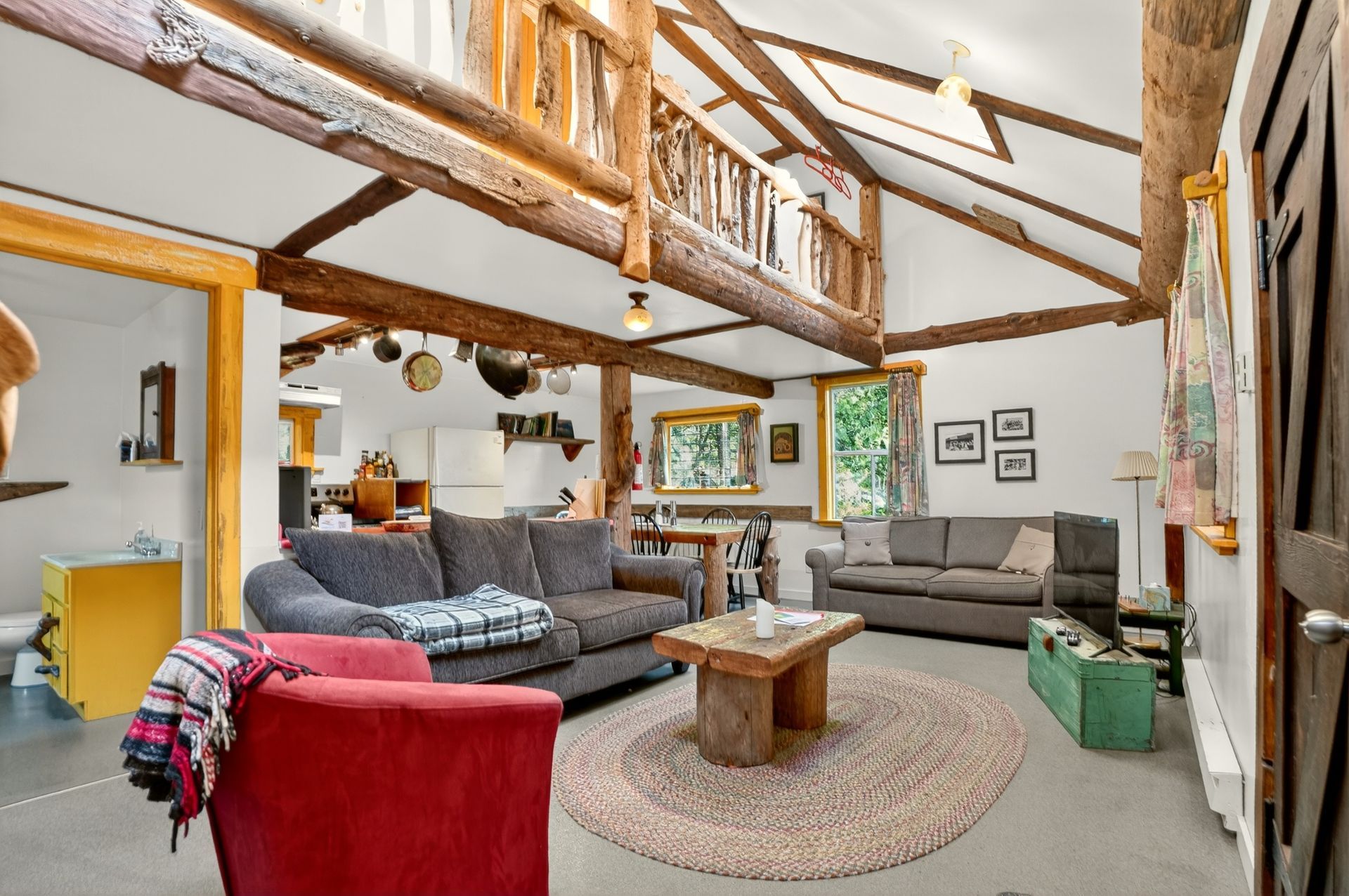 Beachcomber Cottage at Woods End Landing in Bamfield British Columbia
