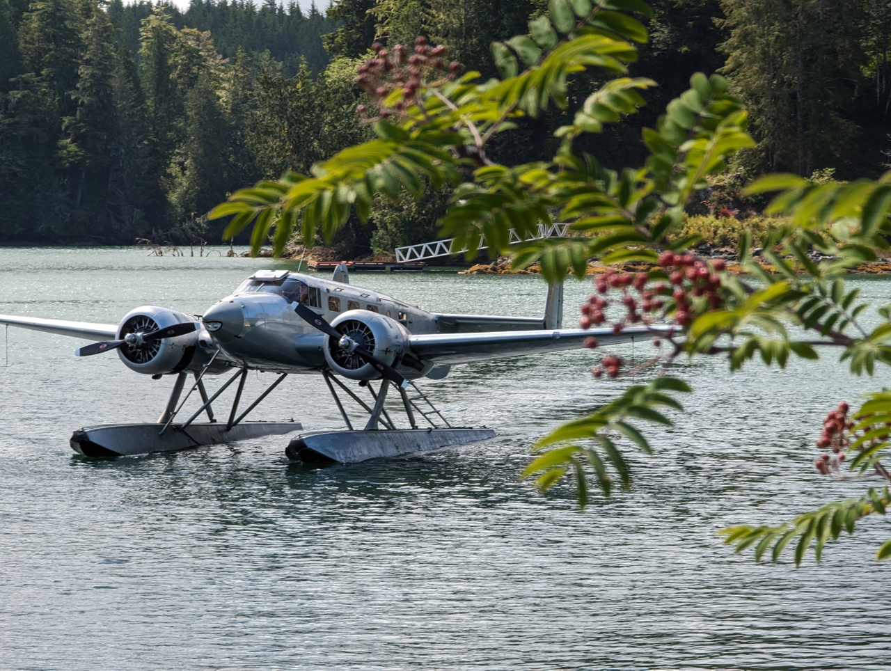 Direct flights to Woods End Landing dock from Vancouver International Airport