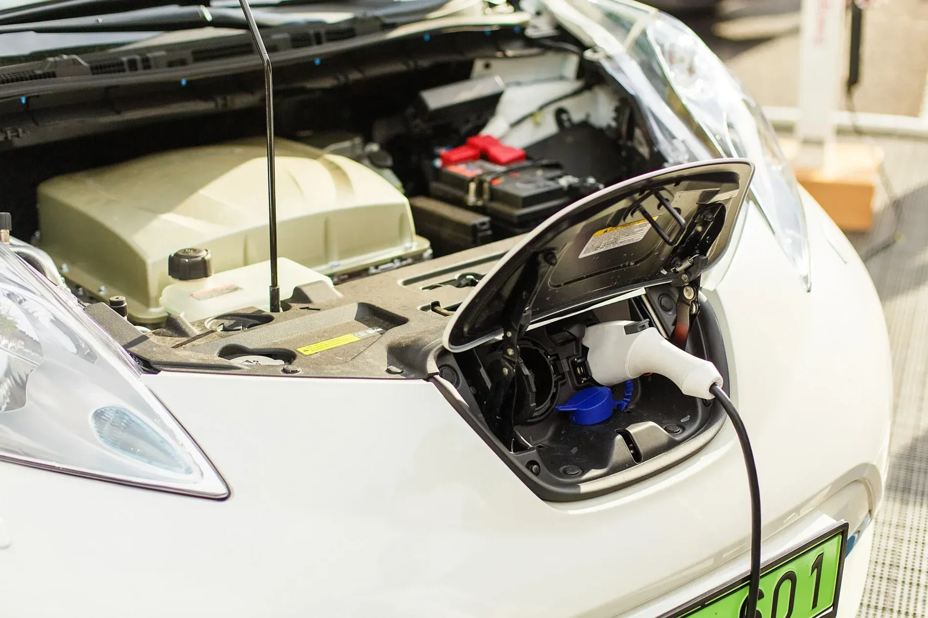 Do electric cars need oil changes