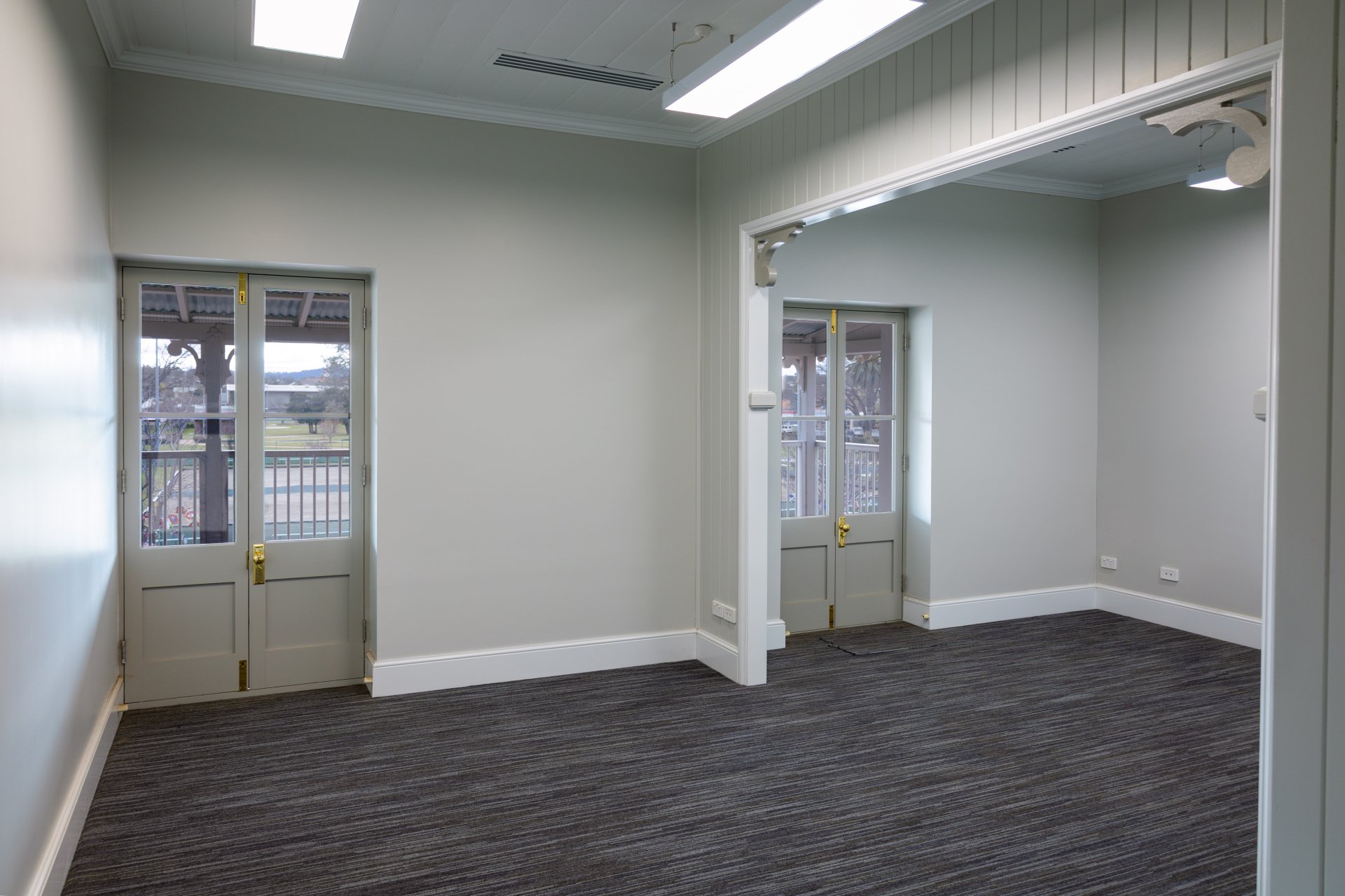 Rose City Shoppingworld Warwick