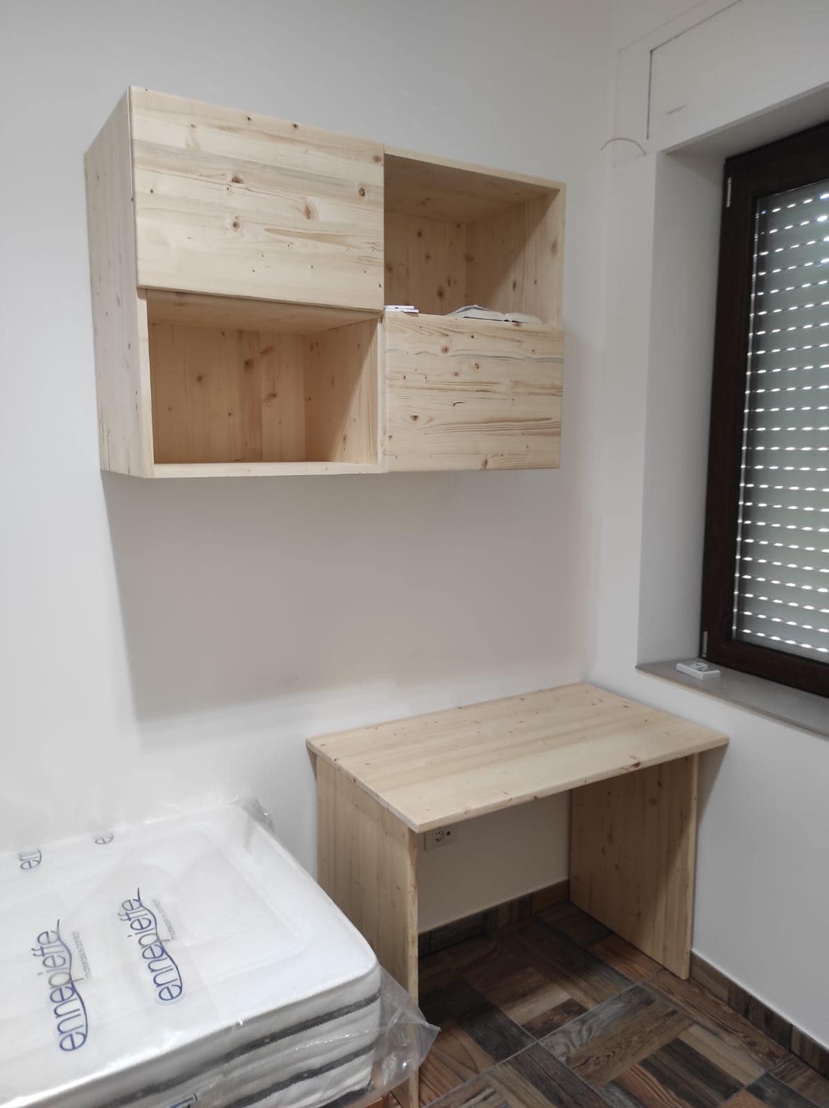 mobile lettino