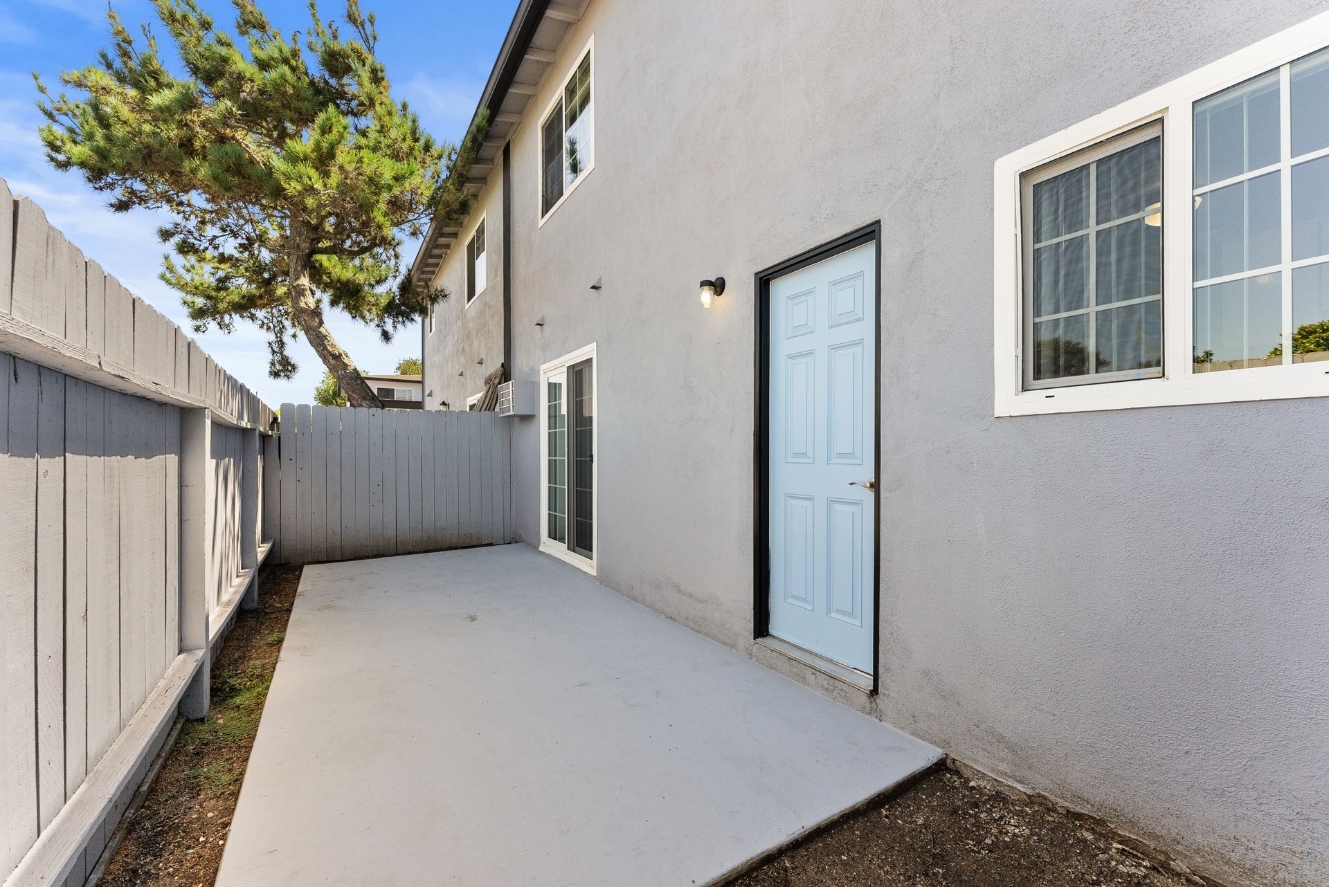 Photo gallery displaying Exterior and Interior photos of Villa Del Sol. Visit the amenities page for full list of amenities
