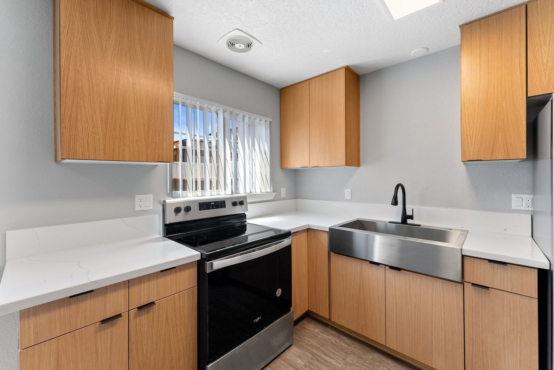 Photo gallery displaying Exterior and Interior photos of Villa Del Sol. Visit the amenities page for full list of amenities