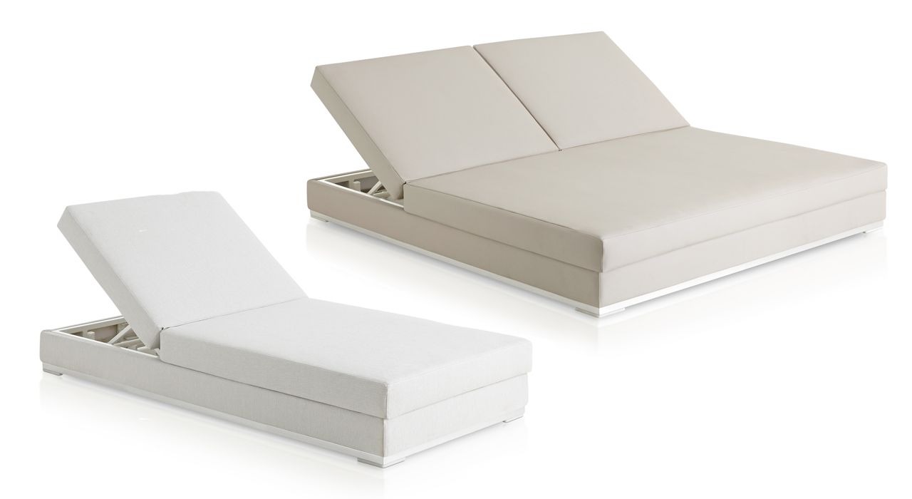 Luxury high end outdoor terrace furniture in Marbella and Estepona on the Costa del Sol