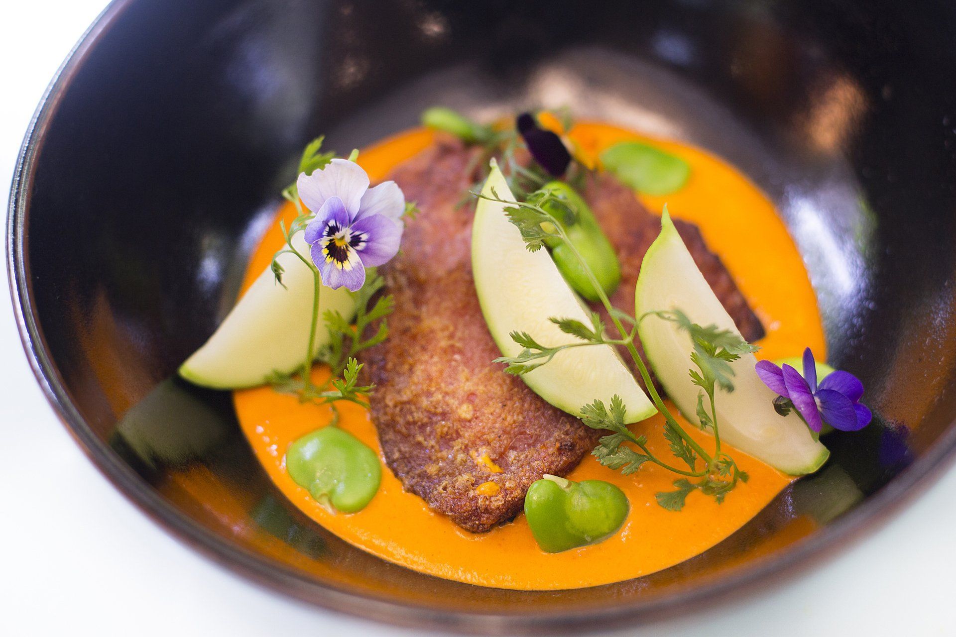 Plato gourmet pipian rojo de restaurantes Azul