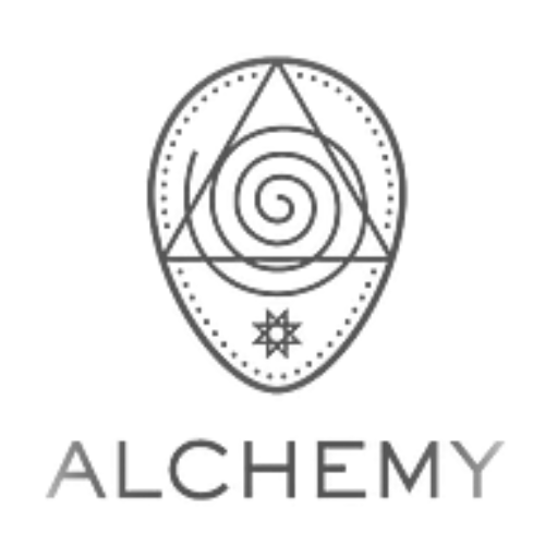 Logo Alchemy: bingkai oval dengan garis putus-putus mengelilingi segitiga, spiral, dan bintang. Teks 