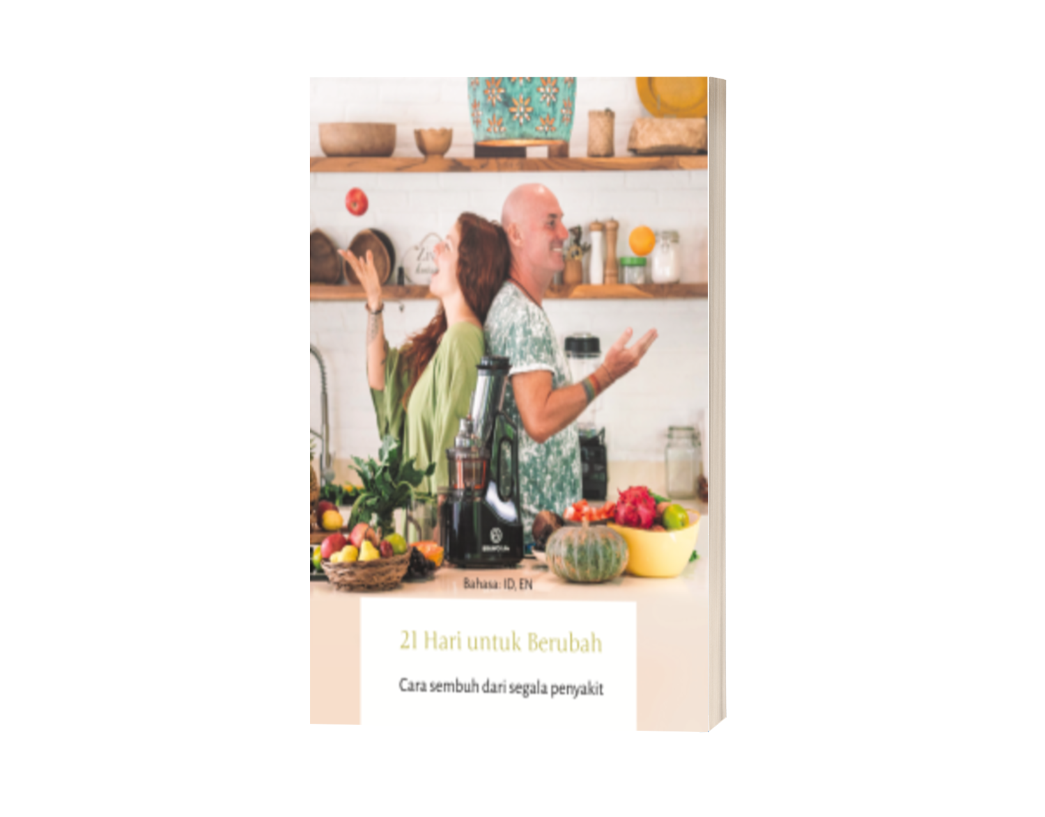 Pasangan di dapur, saling membelakangi, lengan di atas. Buah dan blender di atas meja, tulisan di sampul 