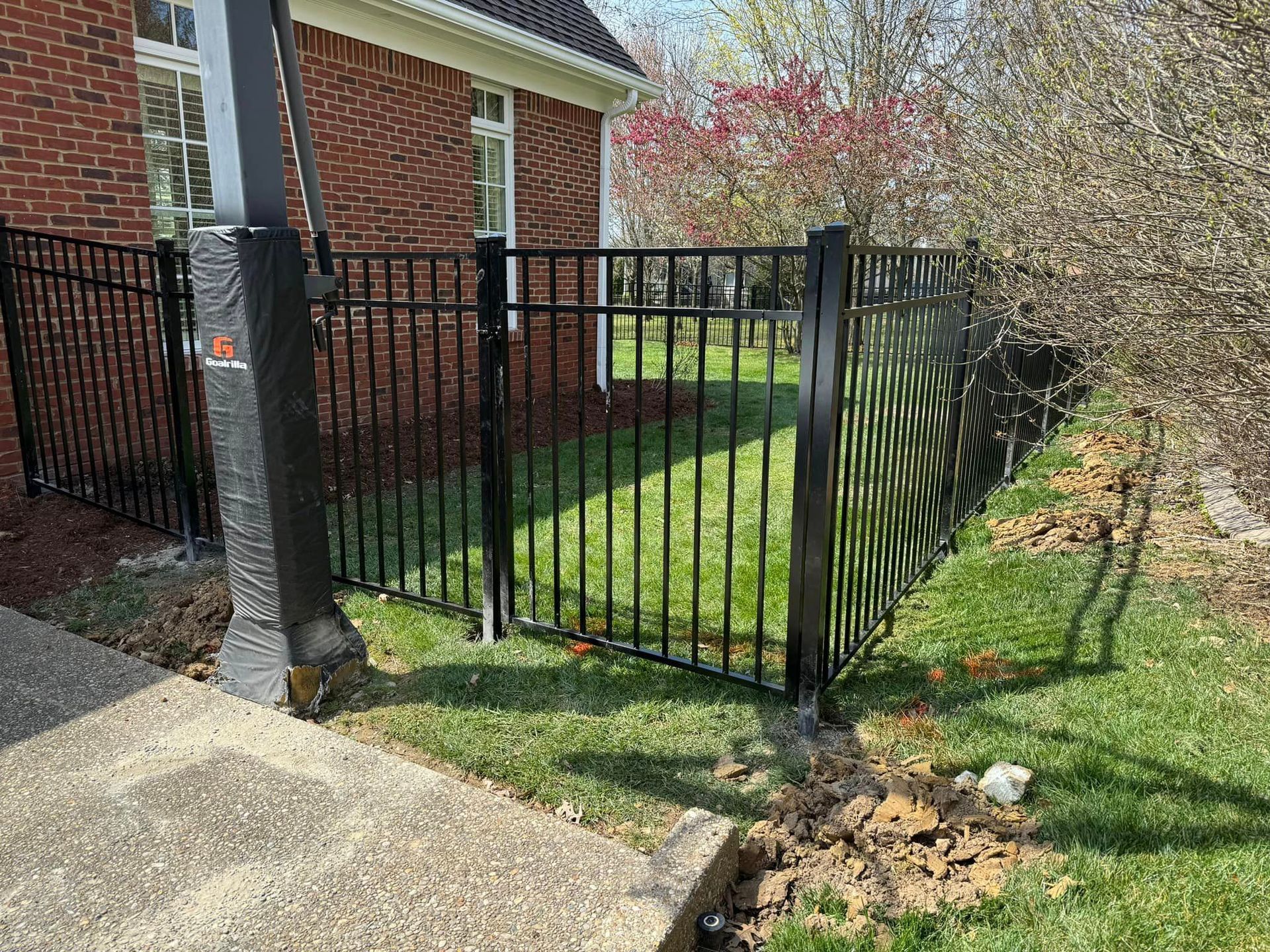 Black Fence — Louisville, KY — Shatkoff Fencing
