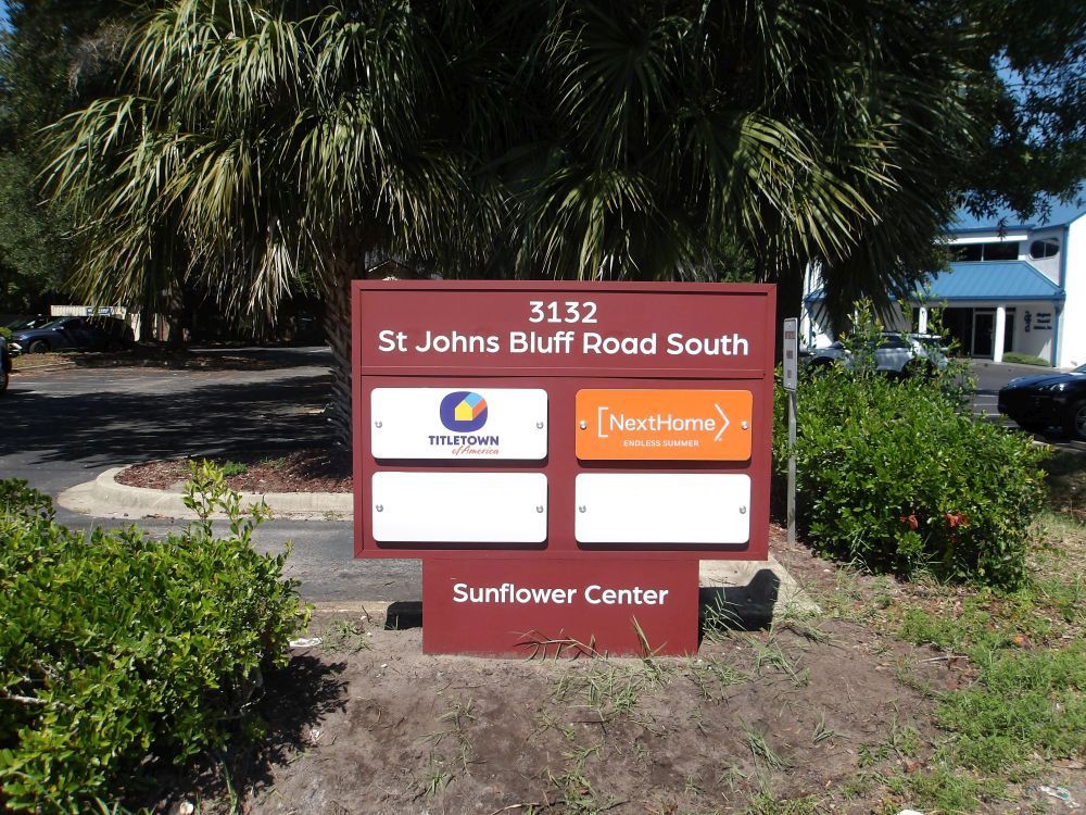 Custom monument ground sign
