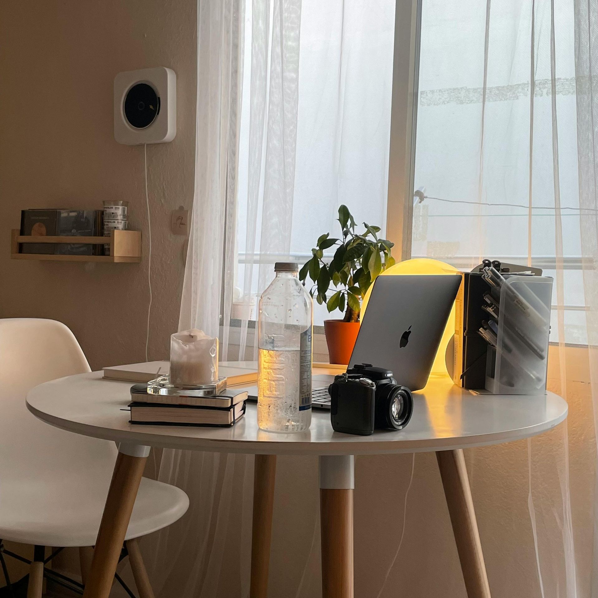 Home offices vary widely, but the challenges are familiar. Storage fills quickly, paperwork piles up, and digital clutter spreads without clear systems.